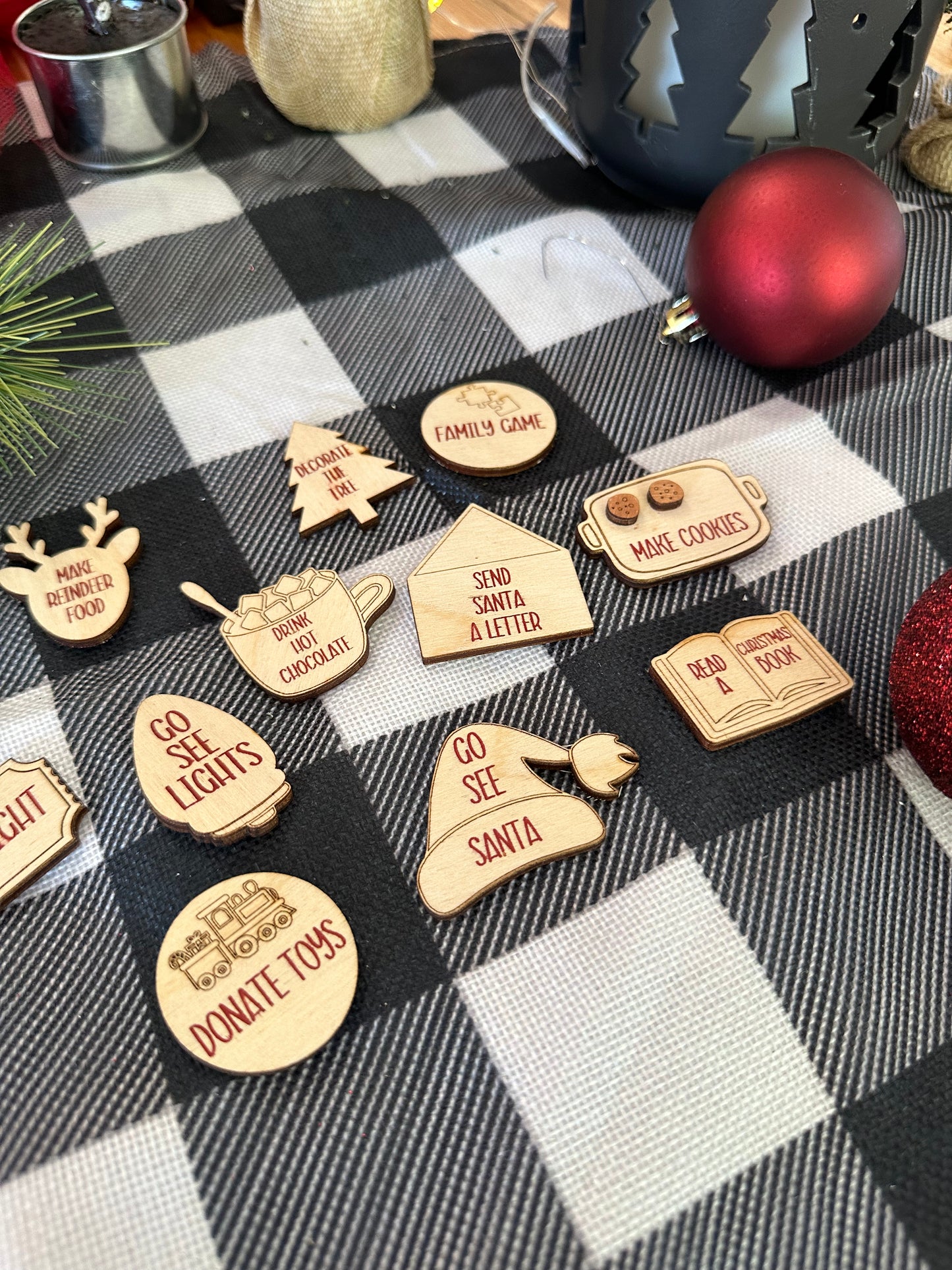 Elf on the shelf bucket list items 11 Christmas fun ideas